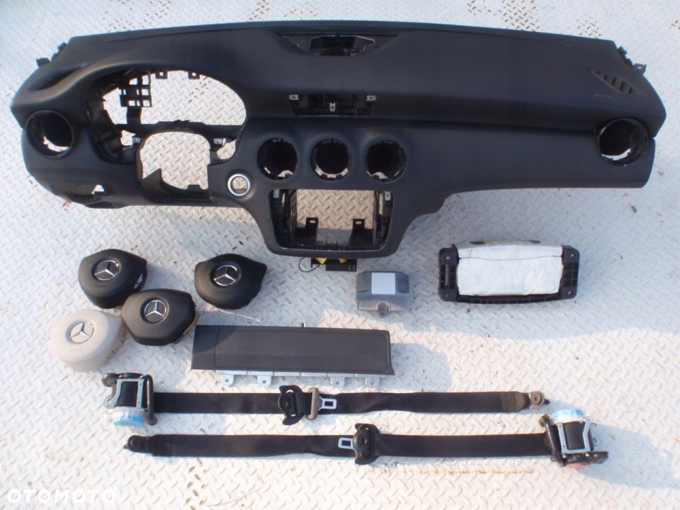 MERCEDES A W176 DESKA KONSOLA KOKPIT AIRBAG Raz2 - 5