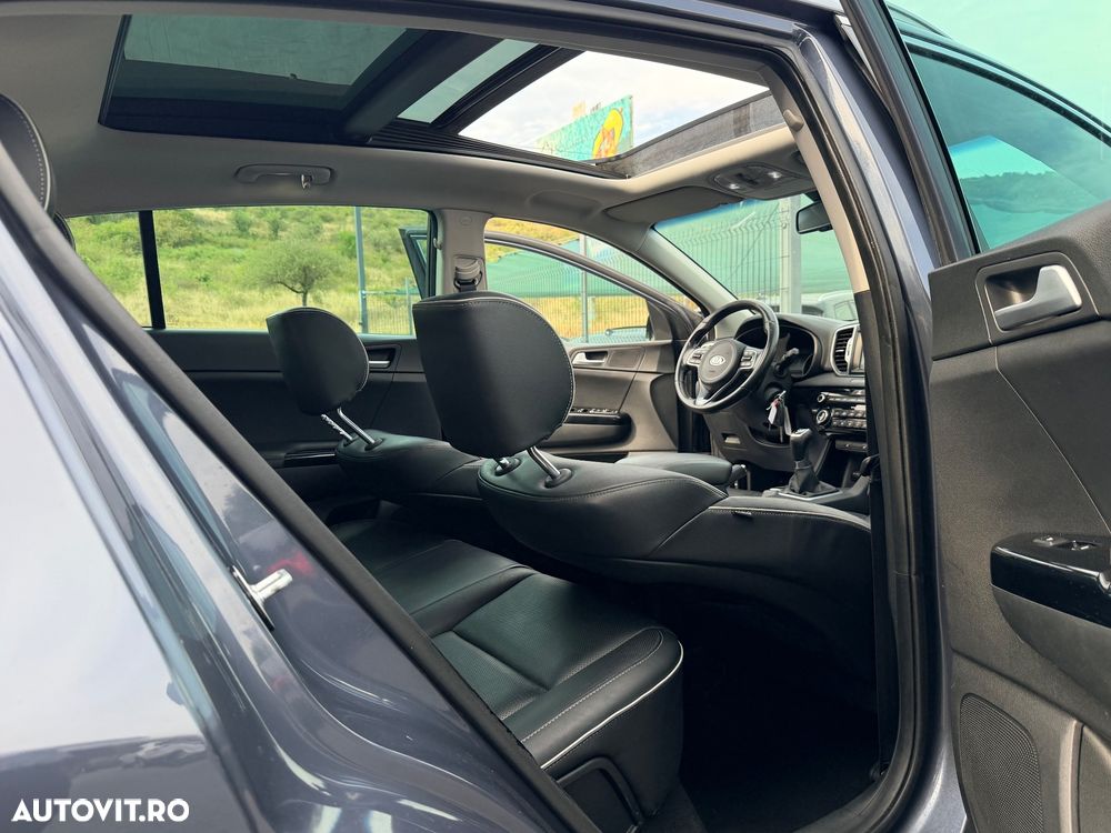 Kia Sportage 1.7 CRDI 2WD Dream-Team Edition - 7