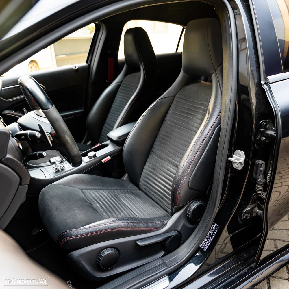 Mercedes-Benz A 45 AMG - 4