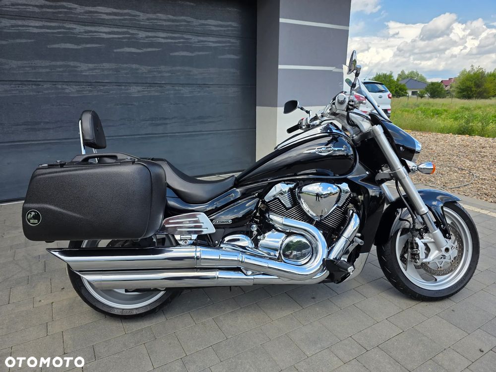 Suzuki Intruder - 8