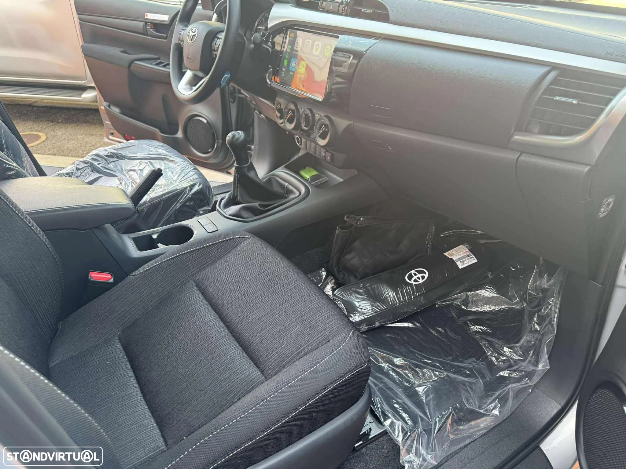 Toyota Hilux 4x4 Cabine Dupla Duty - 28