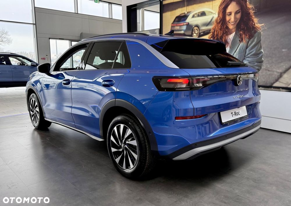 Volkswagen T-Roc - 3