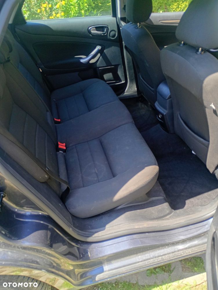 Ford Mondeo - 7