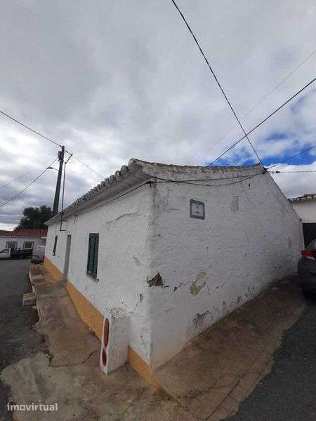 Vende-se moradia rústica em zona calma no Alentejo - Grande imagem: 3/5