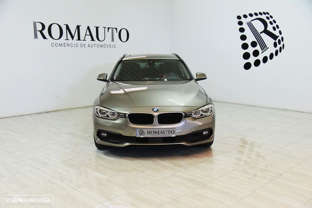 BMW 320 d Touring xDrive Auto - 2