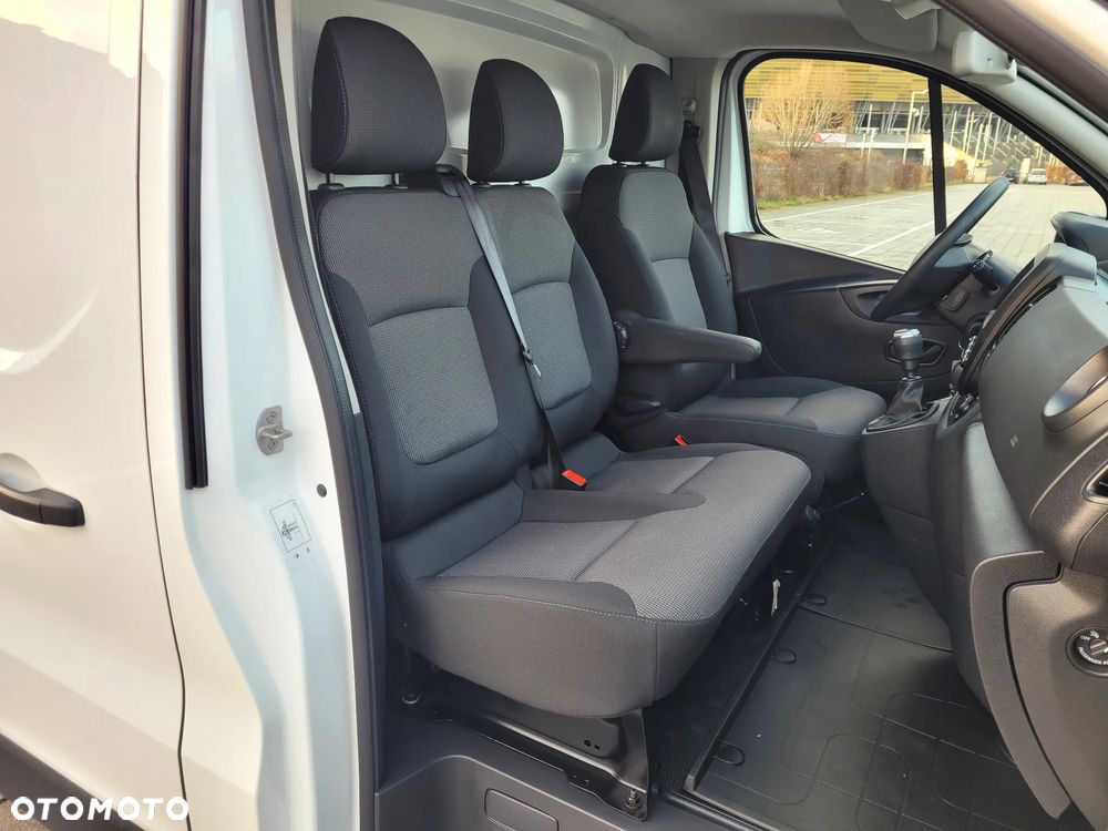 Renault Trafic LONG REGAŁ KLIMA KAMERA TEMPOMAT FV23% - 27