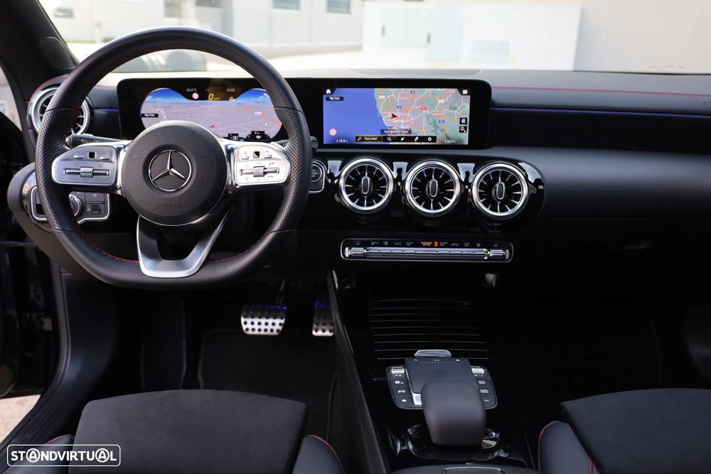 Mercedes-Benz CLA 250 e Shooting Brake AMG Line - 13