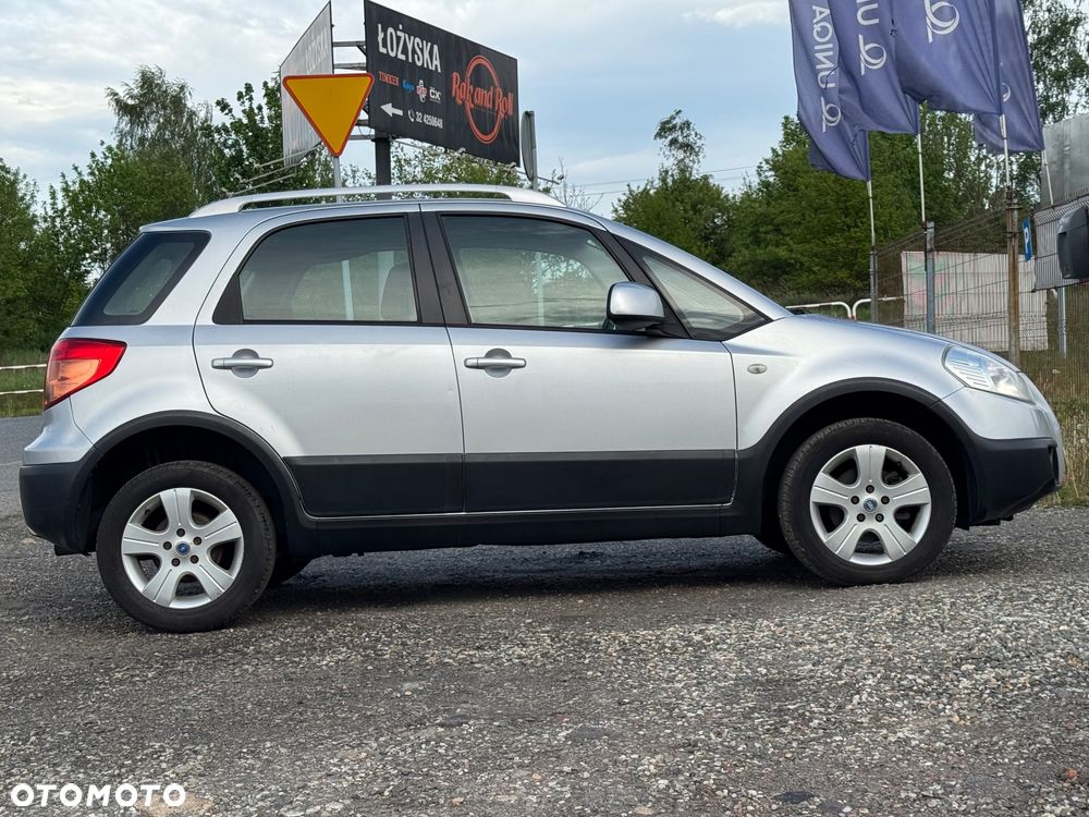 Fiat Sedici 1.9 Multijet DPF 4x4 Emotion - 12