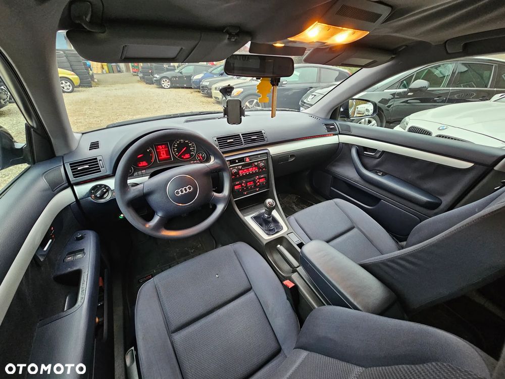 Audi A4 Limousine 2 - 9