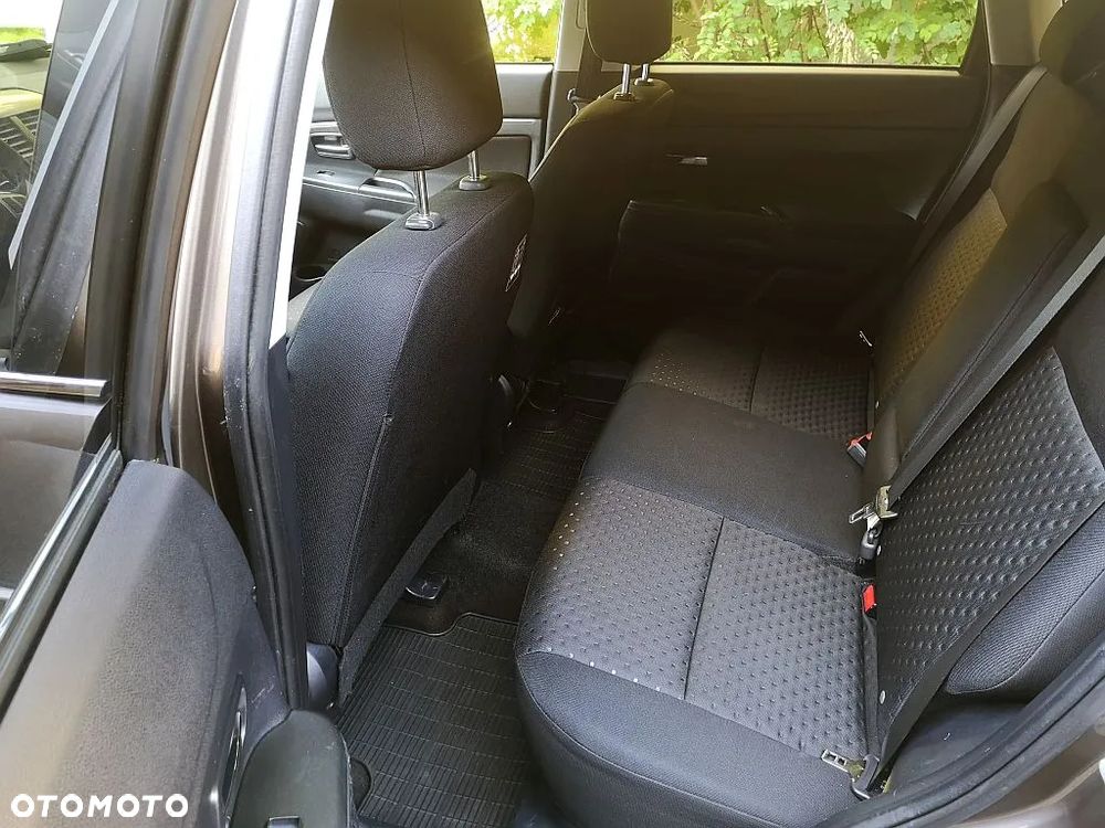 Mitsubishi ASX - 21