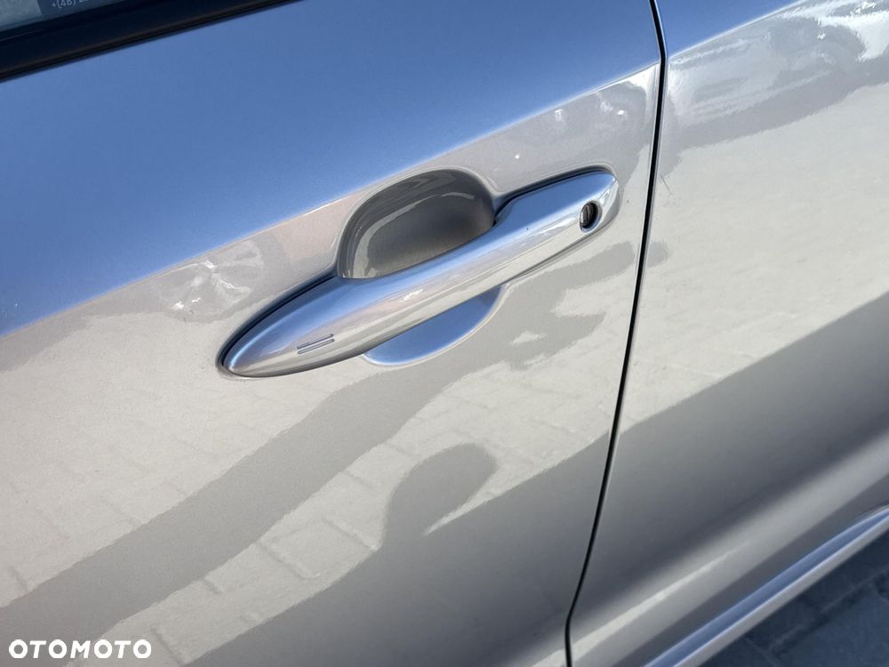 Toyota Corolla 1.8 Hybrid Style - 26