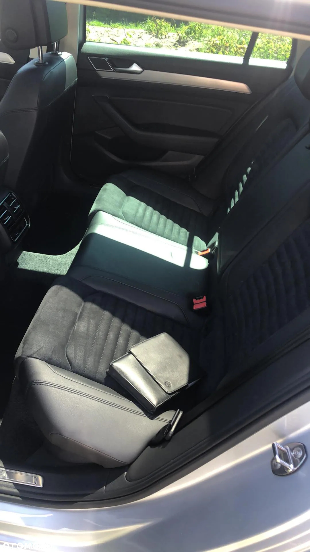 Volkswagen Passat - 21
