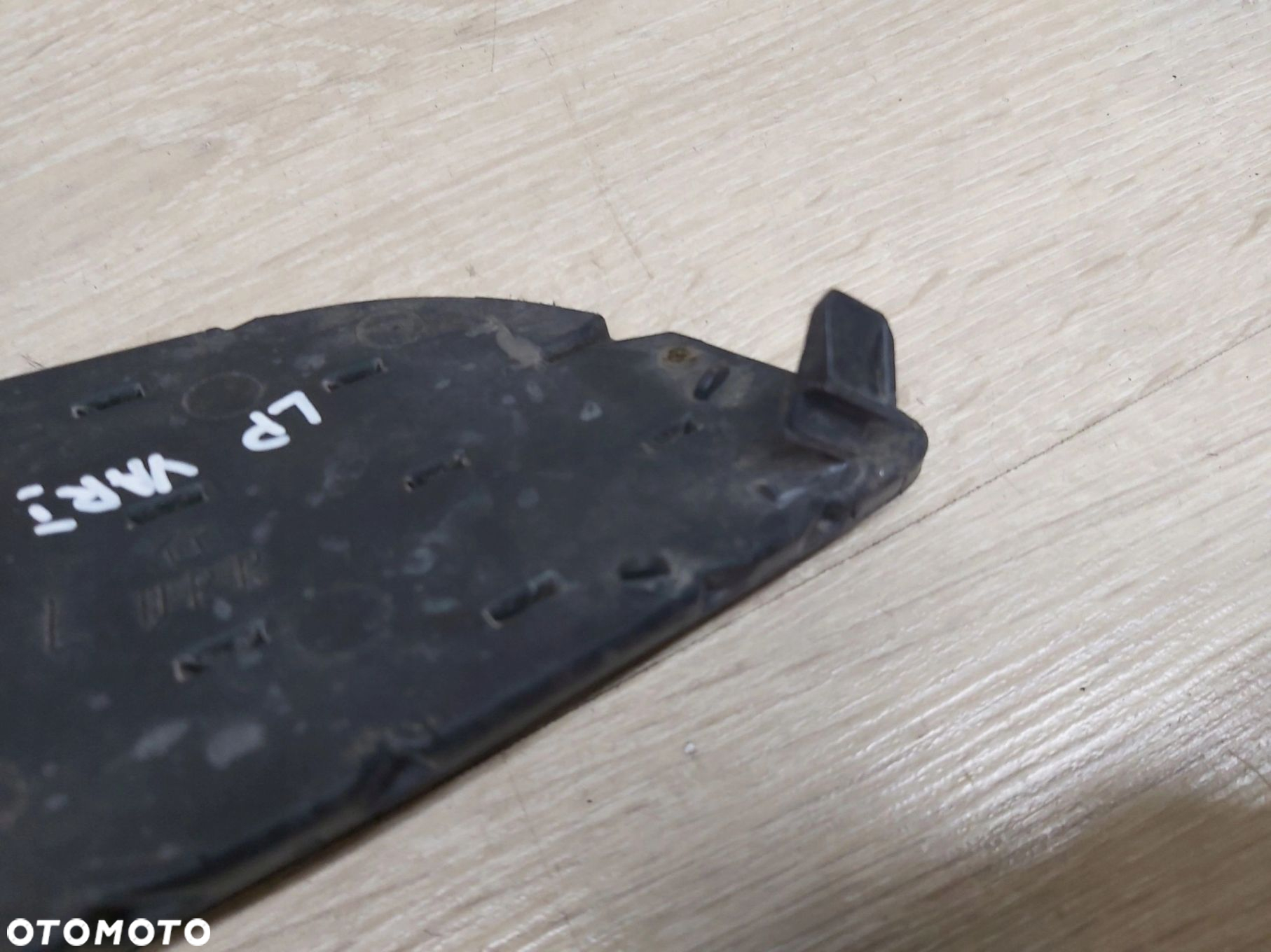 Toyota Yaris I Lift 03-05r zaślepka zderzaka lewa halogenu 52128-0D010 - 4