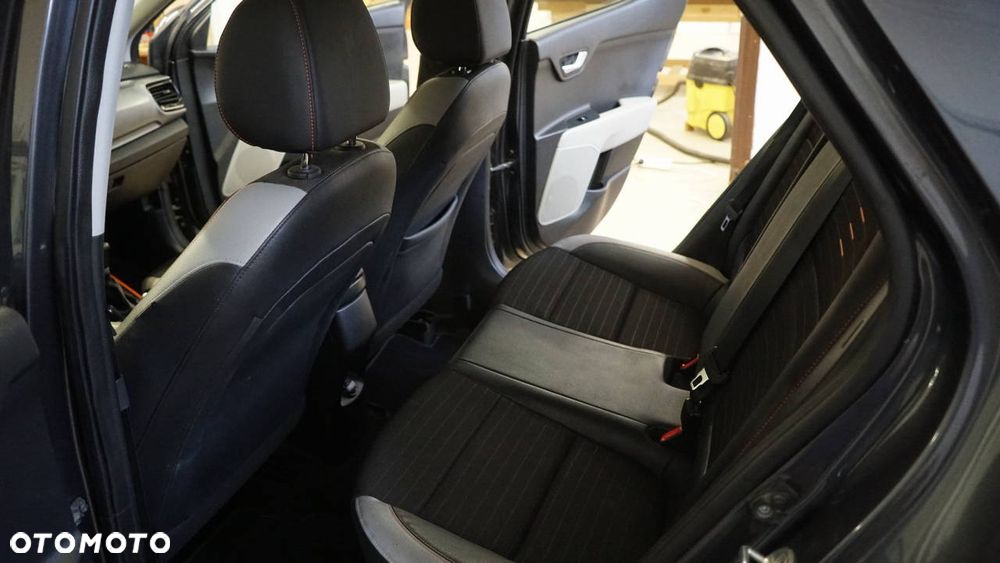 Kia Stonic 1.0 T-GDI XL - 6