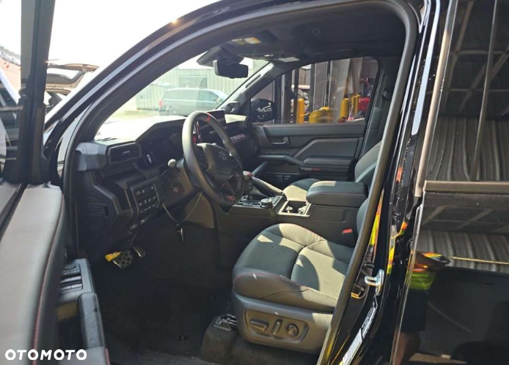 Toyota 4-Runner - 12
