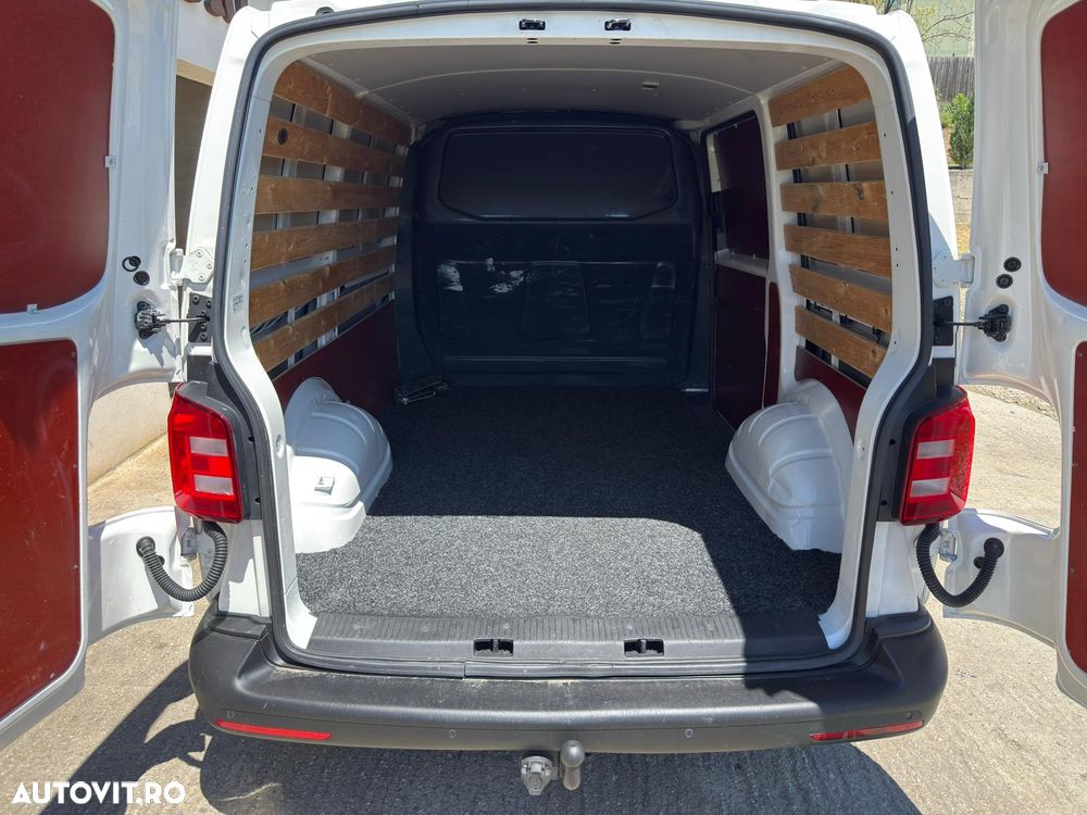 Volkswagen Transporter - 21