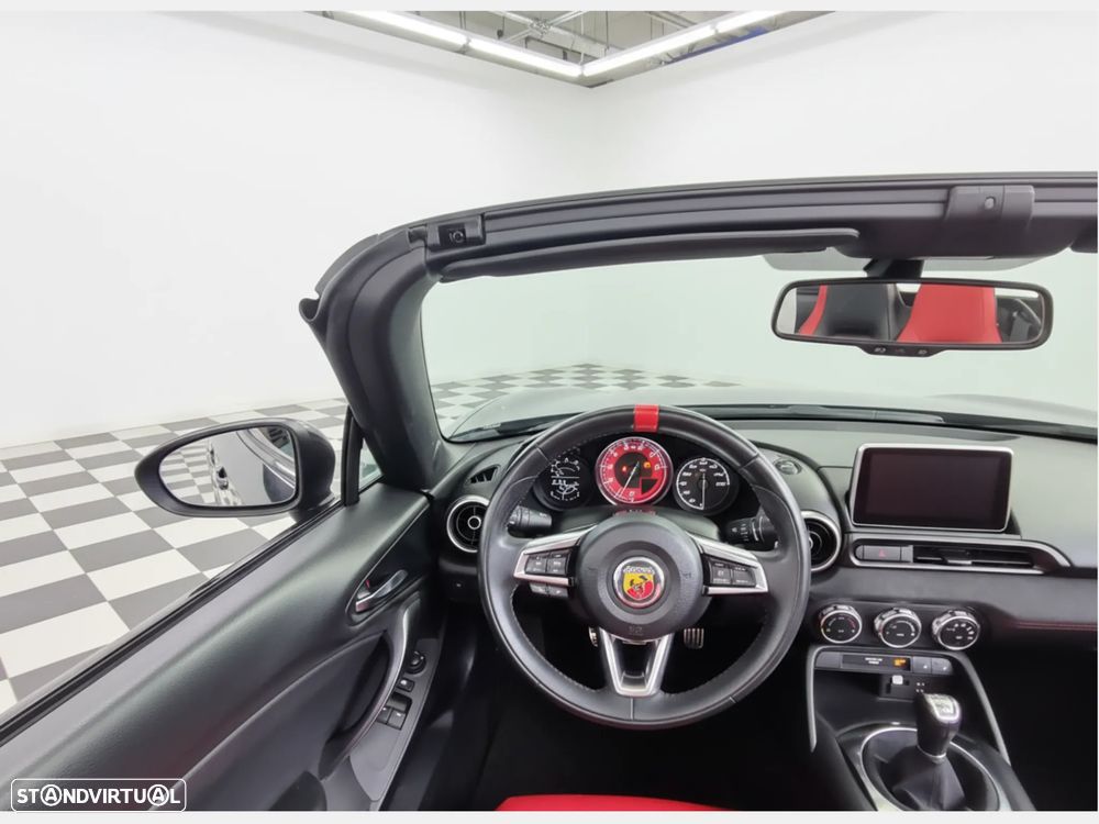 Abarth 124 Spider 1.4 MultiAir Turbo - 12