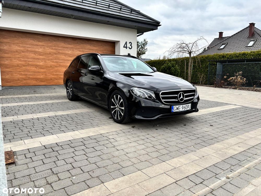 Mercedes-Benz Klasa E 200 d 9G-TRONIC - 1