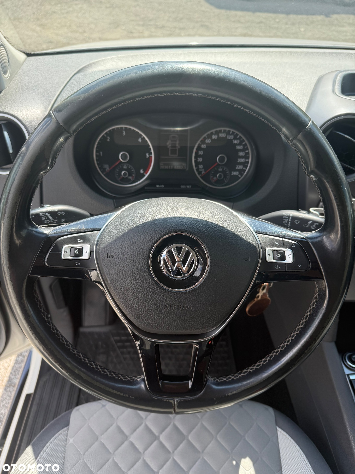 Volkswagen Amarok - 13