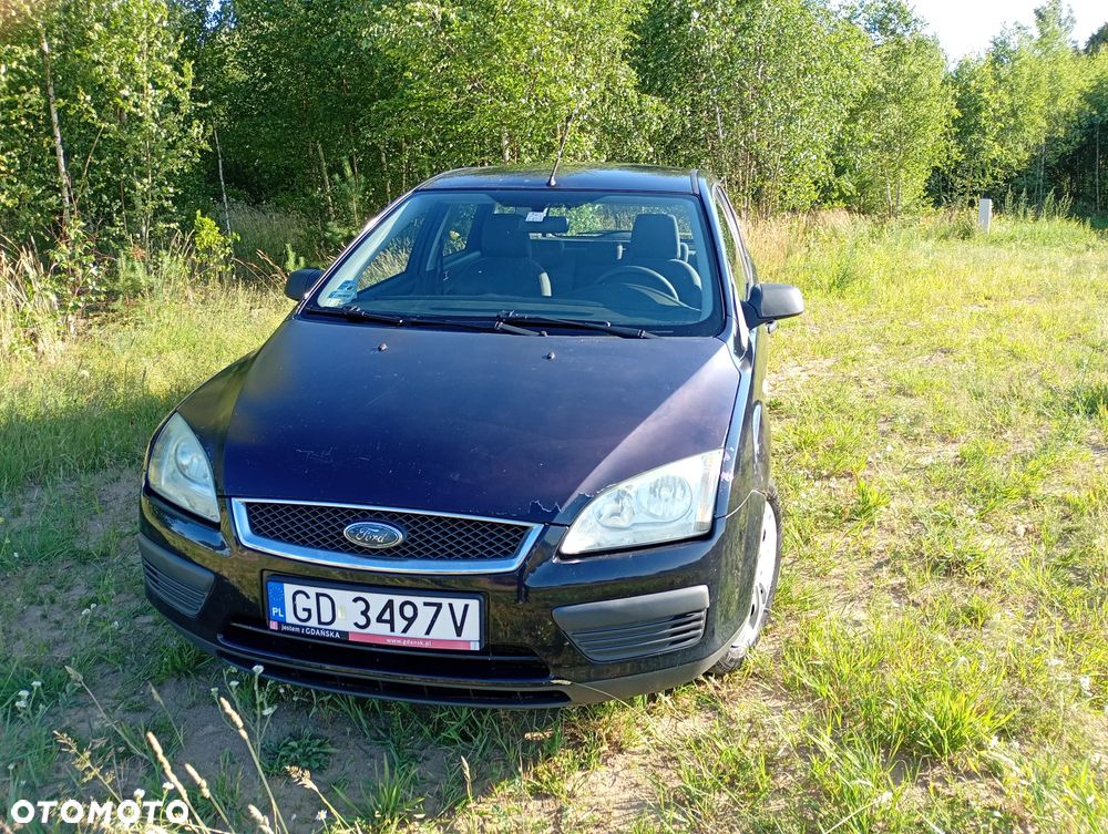 Ford Focus 1.6 Ambiente - 4
