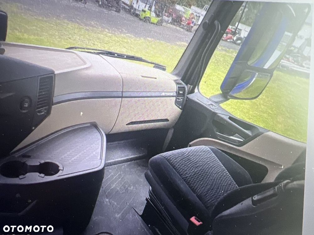 Mercedes-Benz Actros E6 - 15
