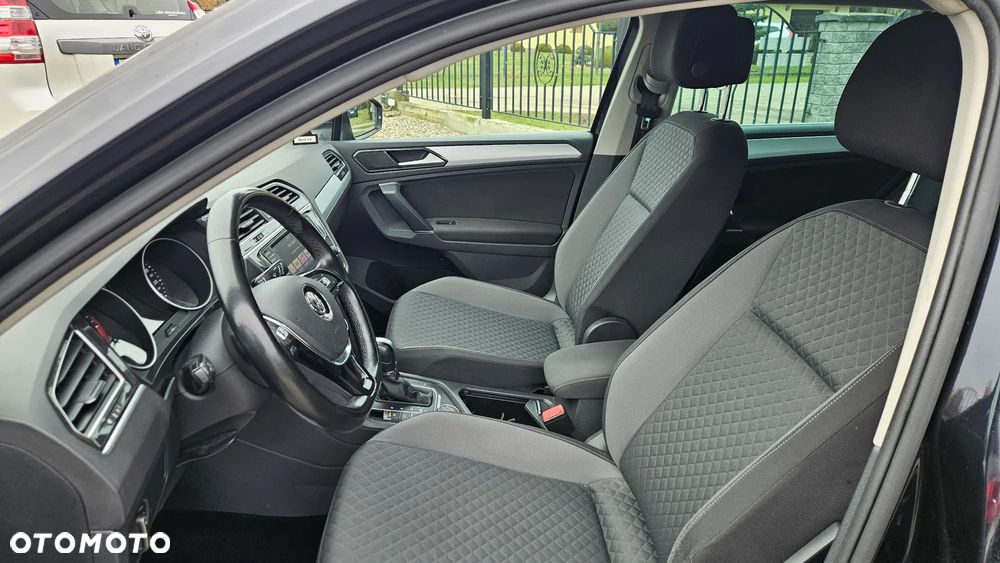 Volkswagen Tiguan - 13