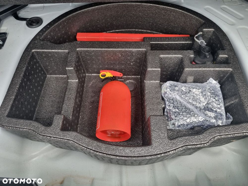 Toyota Yaris Cross Hybrid 1.5 Comfort - 25