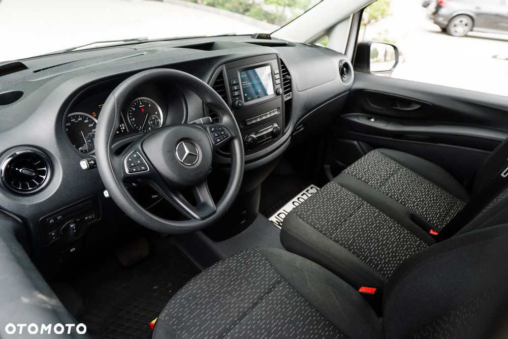 Mercedes-Benz Vito Furgon - 8