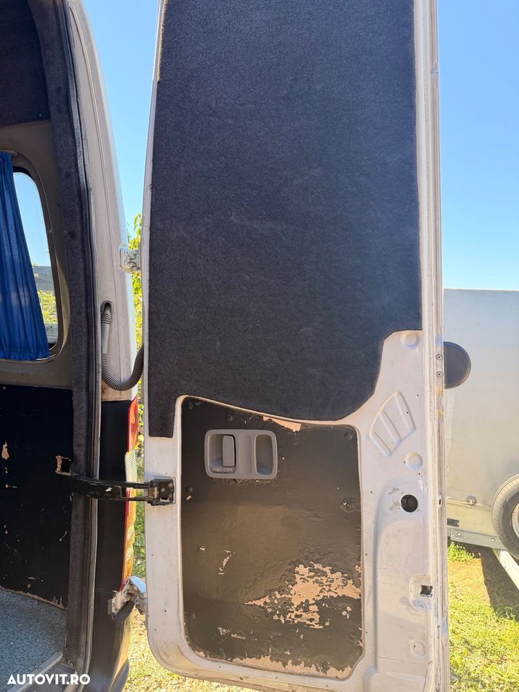 Mercedes-Benz Sprinter - 6