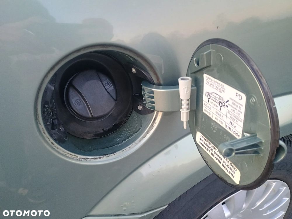 Opel Vectra 1.8 Elegance - 28