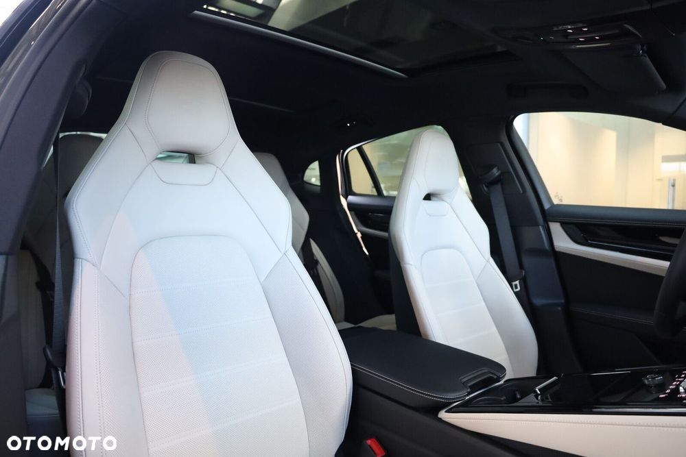 Porsche Panamera - 13