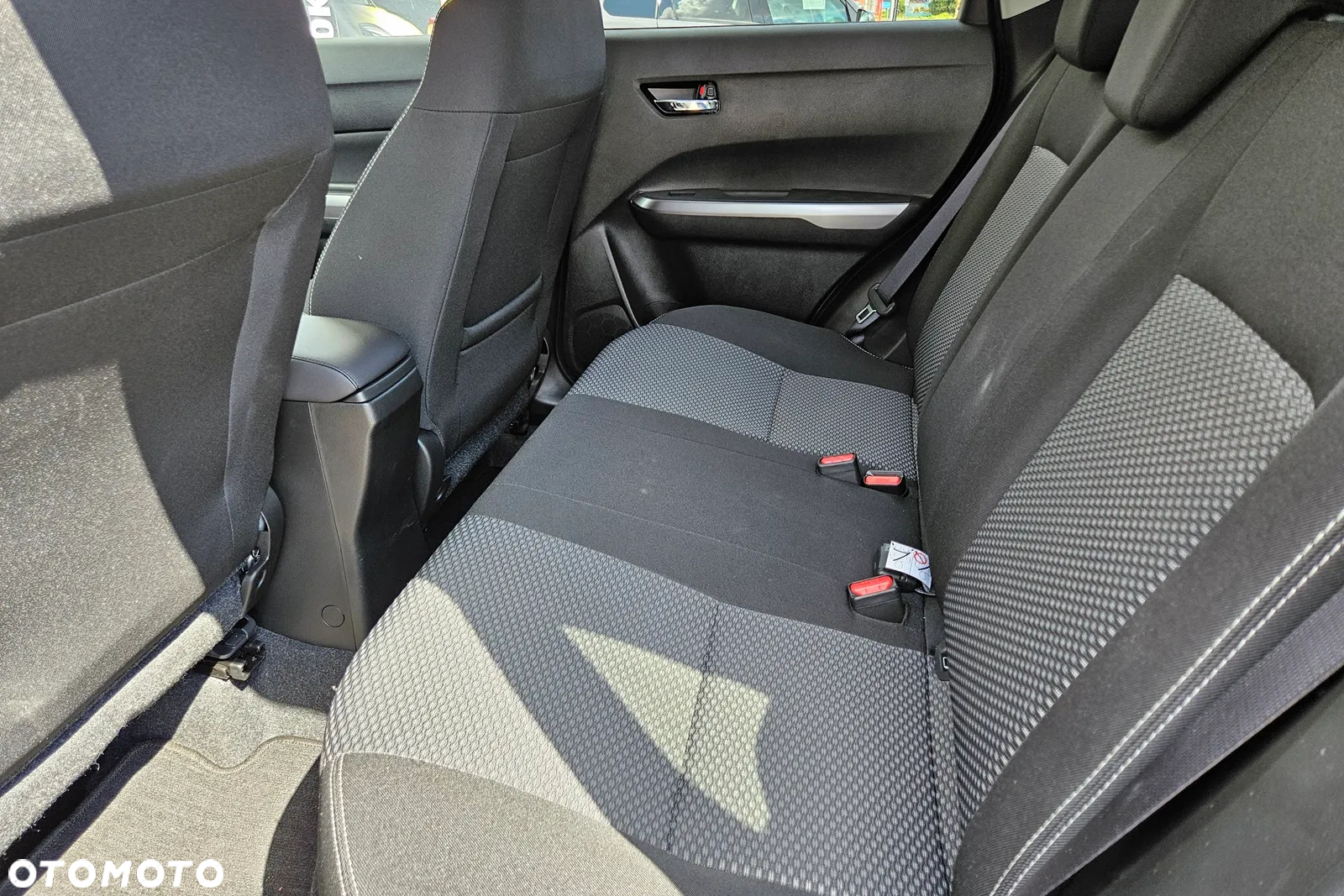 Suzuki Vitara 1.4 Boosterjet mHEV Premium Plus 4WD - 9