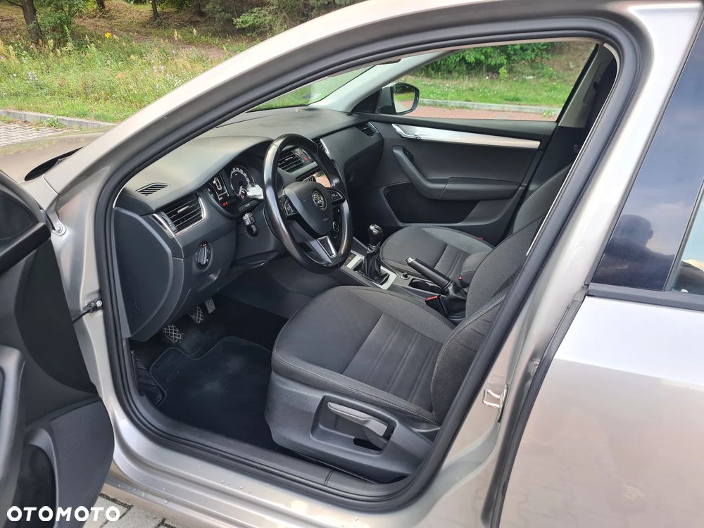 Skoda Octavia 2.0 TDI Ambition - 12