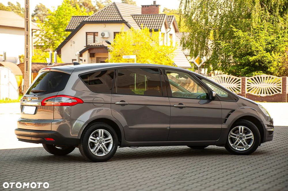 Ford S-Max 2.0 TDCi DPF Ambiente - 16