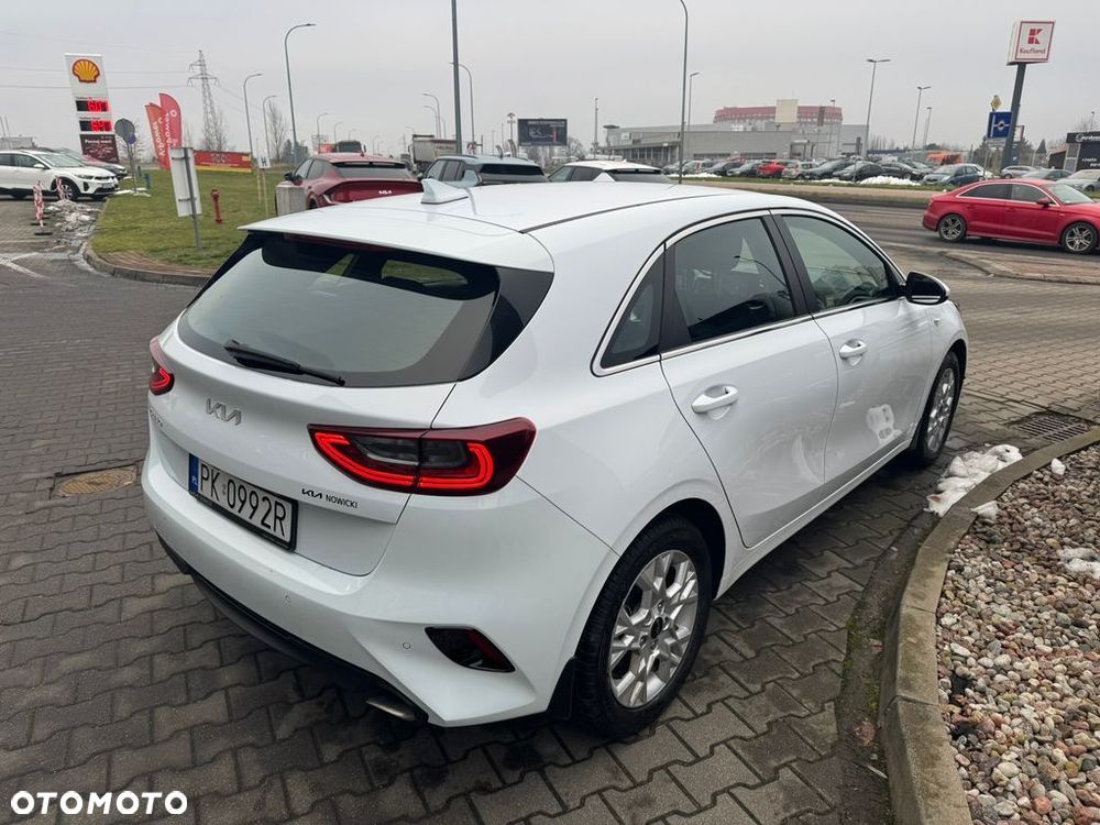 Kia Ceed 1.5 T-GDI M - 5