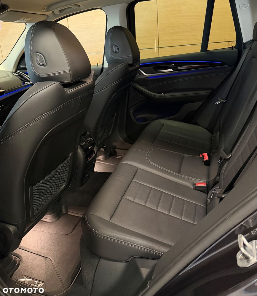 BMW X3 xDrive20d xLine - 12