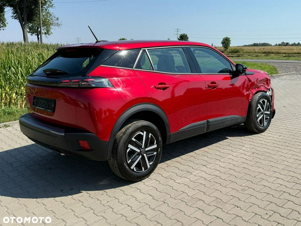 Peugeot 2008 1.2T Allure S&S - 4