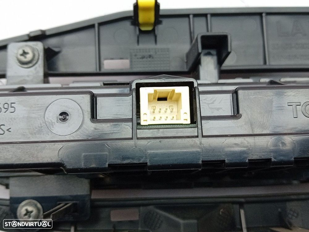 Botão / interruptor do AC TOYOTA Auris Touring Sports (_E18_) - 4