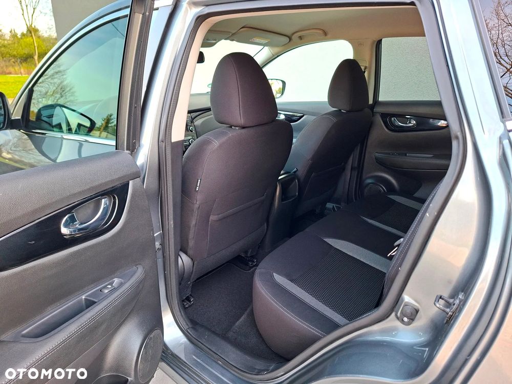Nissan Qashqai 1.3 DIG-T N-WAY - 21