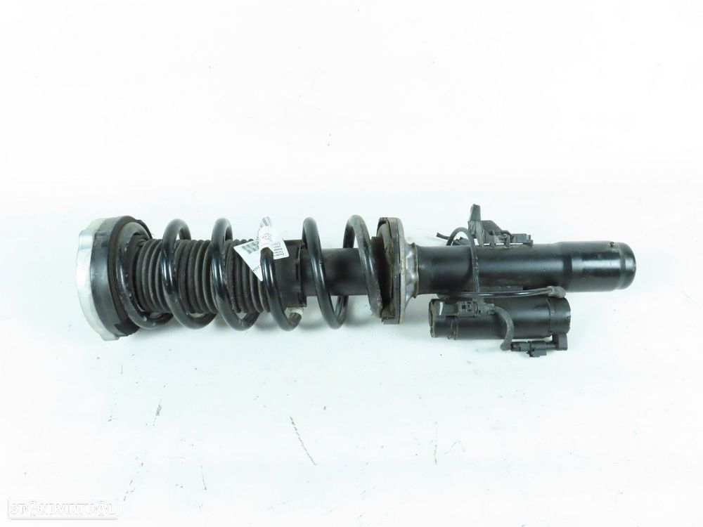 Amortecedor Elétrico "EDC" Direito/Frente Seminovo/ Original BMW 5 Touring (G31)... - 2