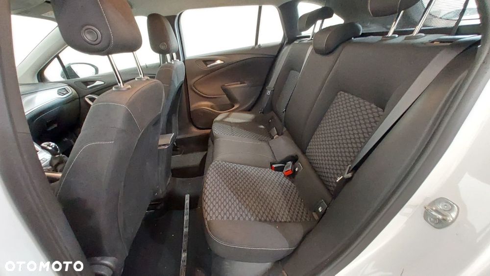 Opel Astra 1.5 D Start/Stop Edition - 11