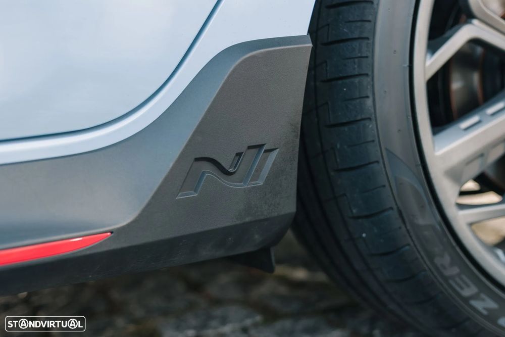Hyundai i20 N 1.6 T-GDi Performance Pack - 18