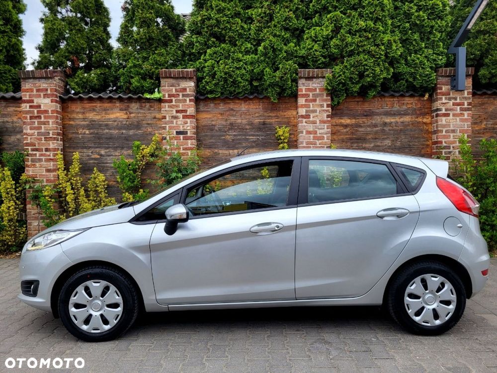 Ford Fiesta - 2