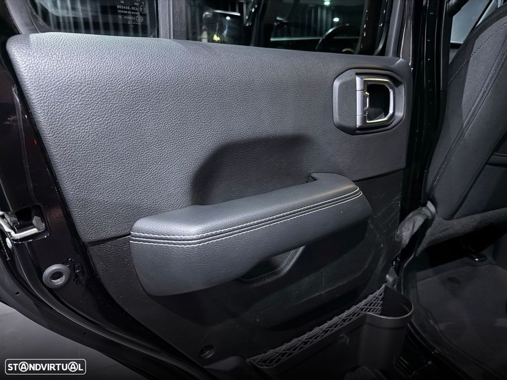Jeep Wrangler Unlimited 2.0 TG 4xe Sahara - 32