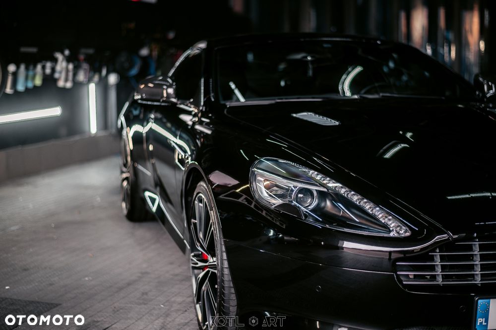 Aston Martin DB9 - 39