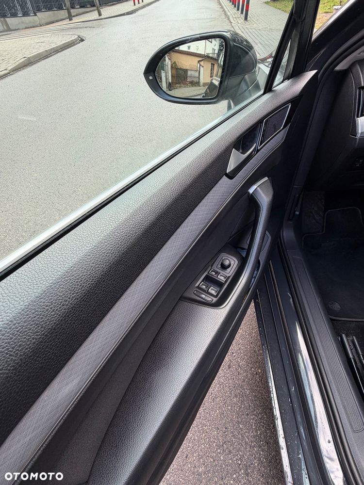 Volkswagen Passat 2.0 TDI Business DSG - 20