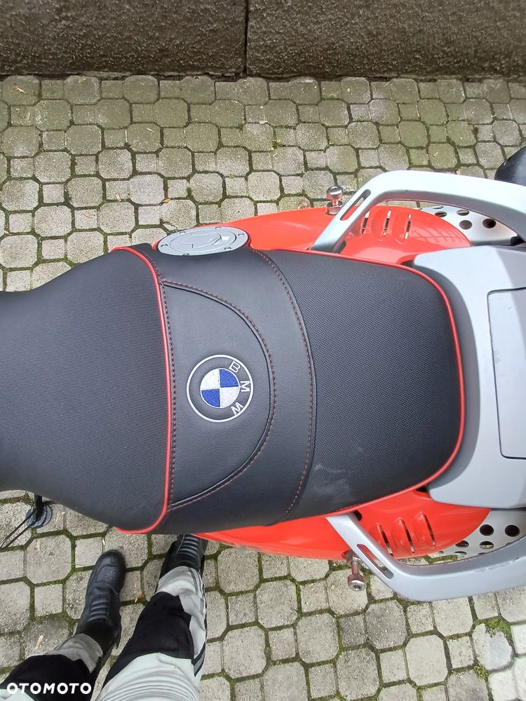 BMW F - 11