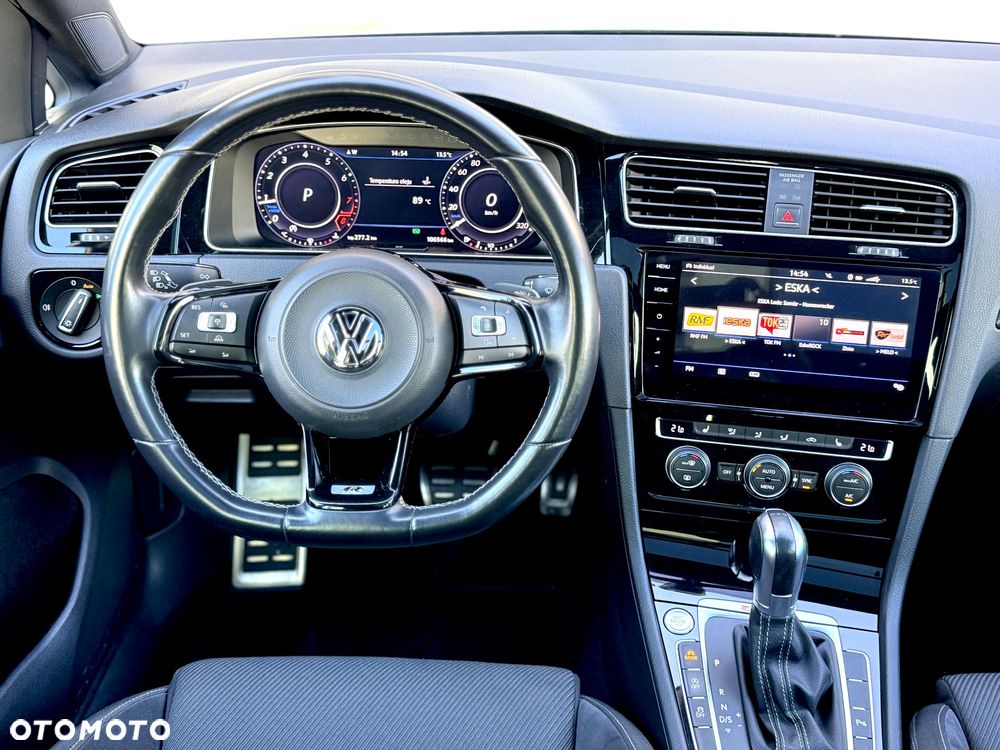 Volkswagen Golf - 20