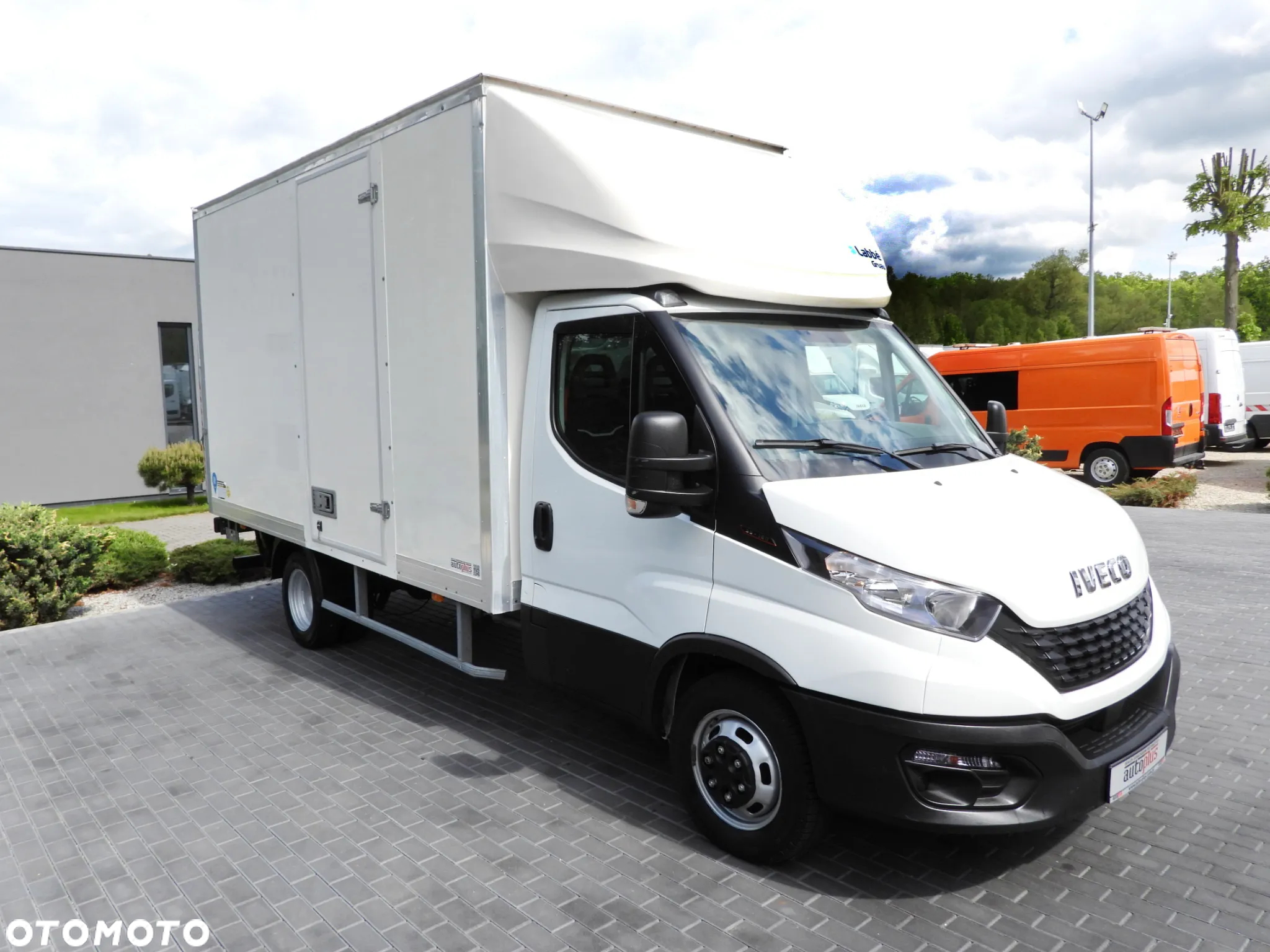 Iveco DAILY 35C16 KONTENER WINDA 8 PALET TEMPOMAT BLIŹNIACZE KOŁA KLIMATYZACJA 160KM [ 654837 ] - 5