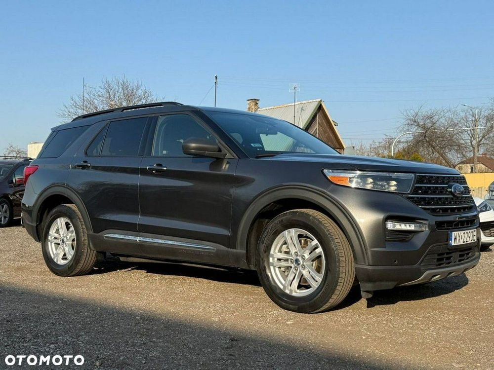 Ford Explorer - 3